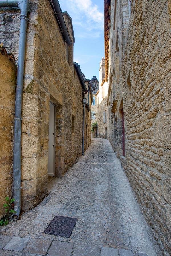 Chez Alice Appartement En Plein Centre Ville Sarlat Exterior foto