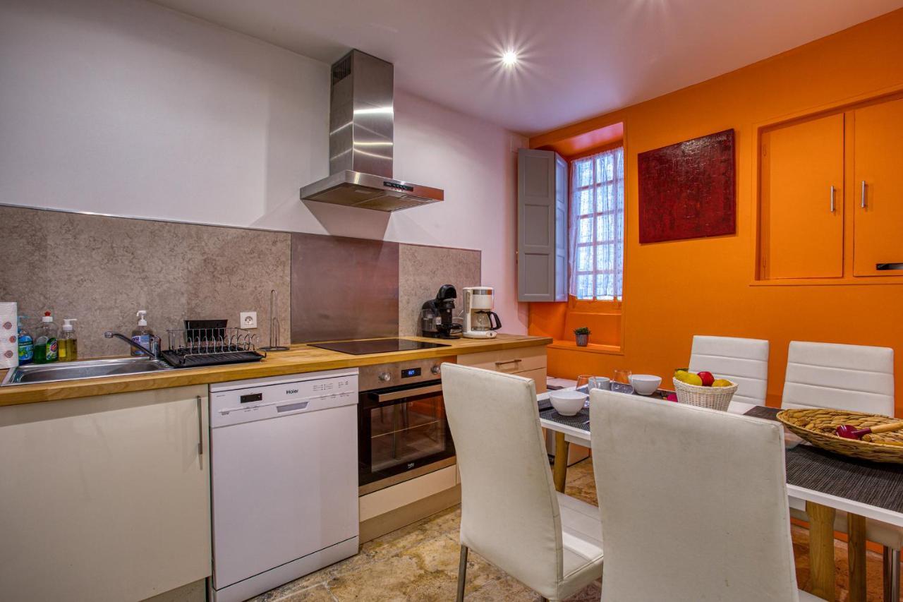 Chez Alice Appartement En Plein Centre Ville Sarlat Exterior foto